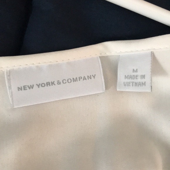 Blouse - Picture 3 of 5